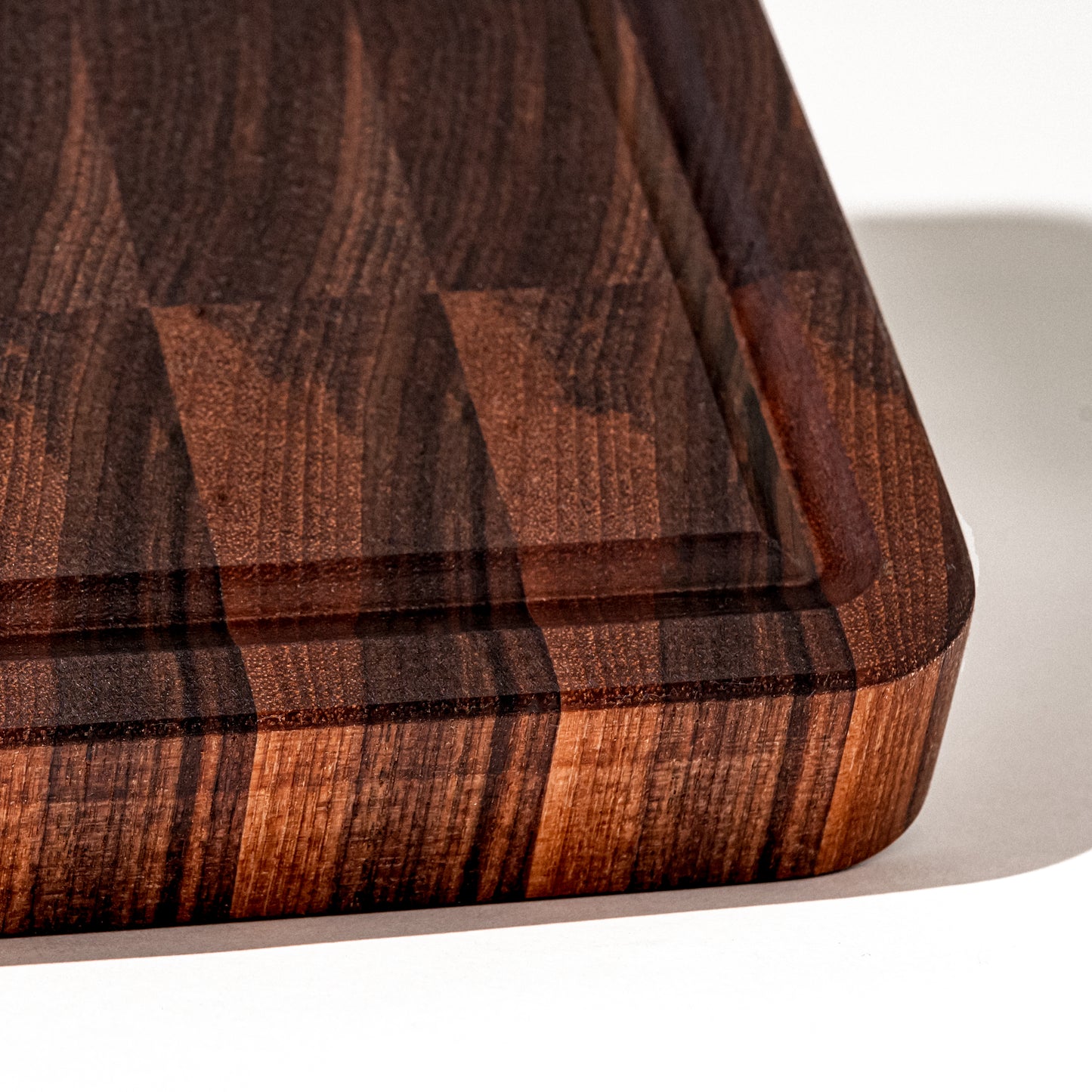 CUTTING BOARD