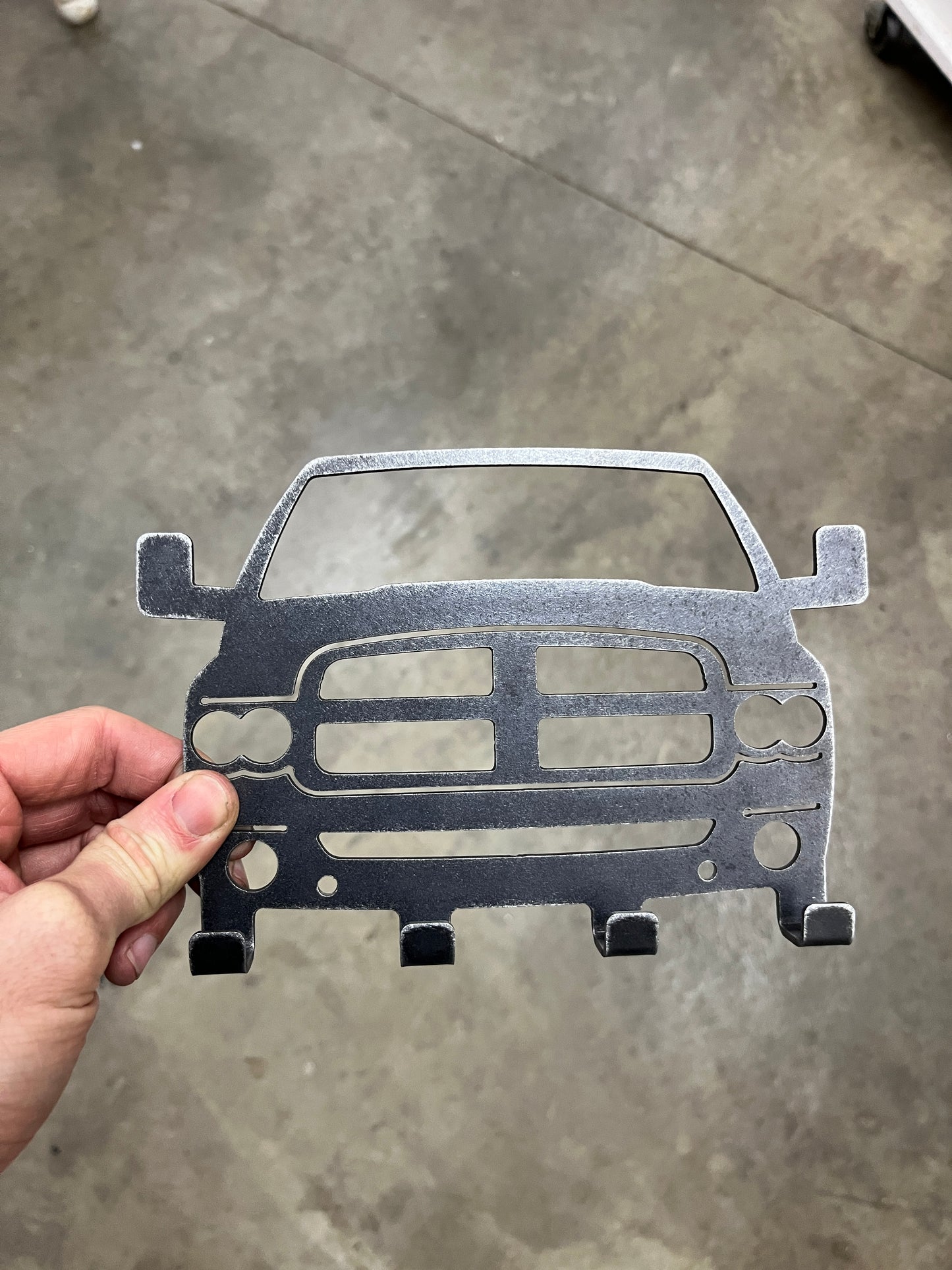 2003-2005 (3rd Gen) Dodge Ram 2500 Inspired Key Rack